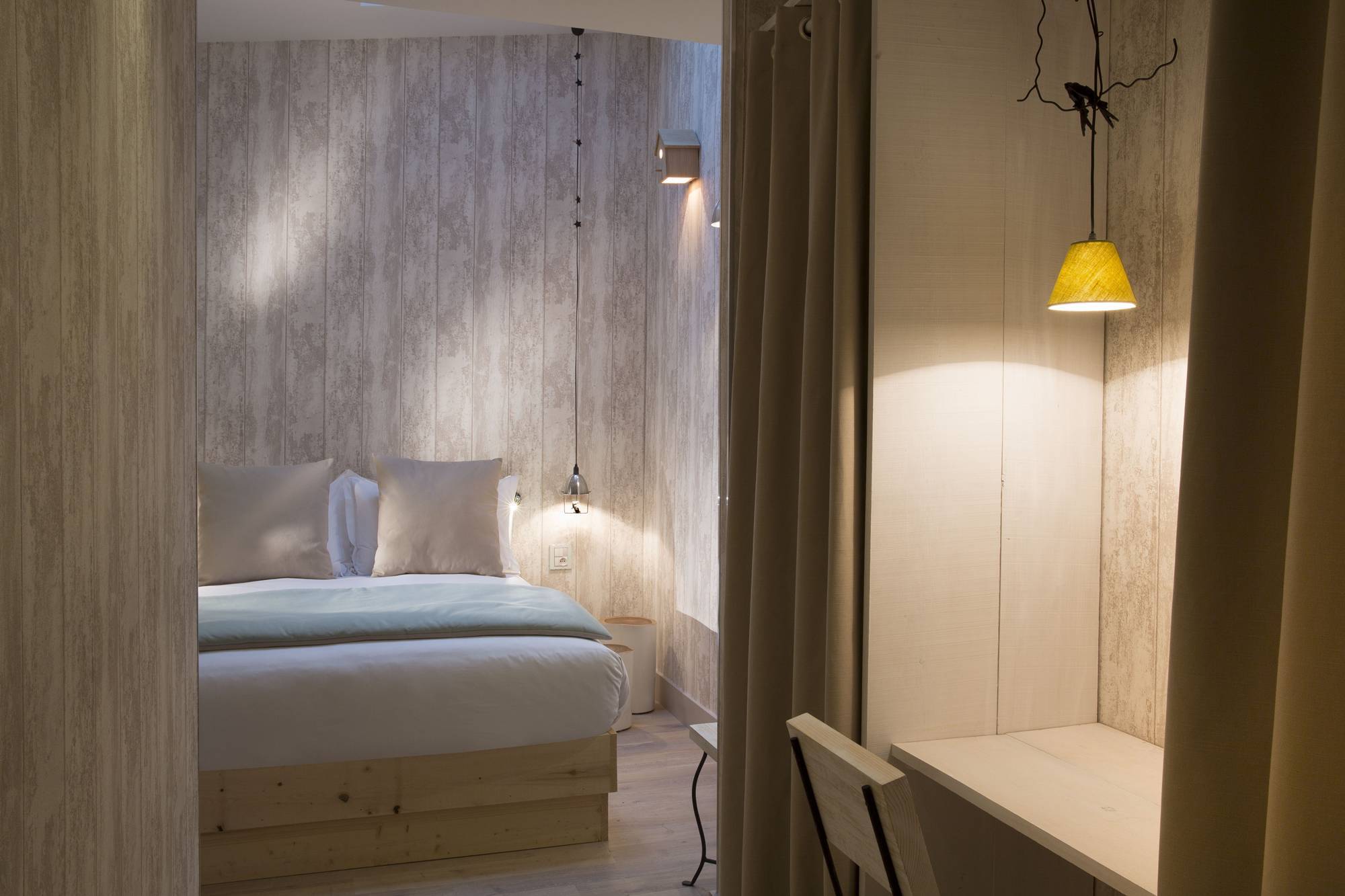 Les Plumes Hotel Paris Rum bild