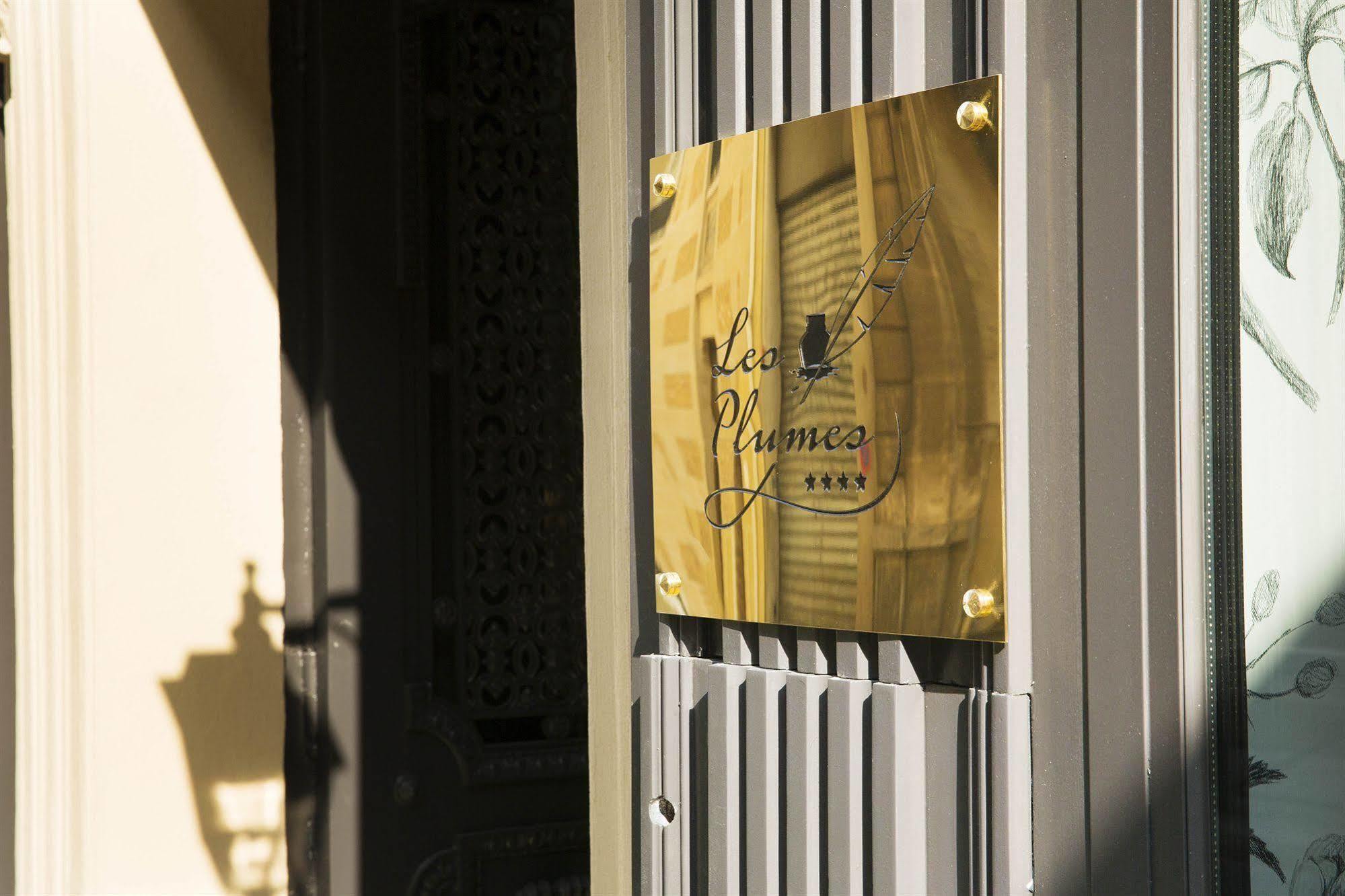 Les Plumes Hotel Paris Exteriör bild